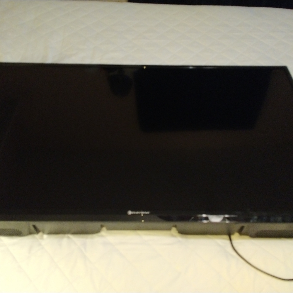 Used 50" Element Flat Screen TV * needs backlight